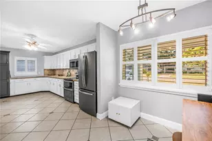 263 42nd Ave NE, Saint Petersburg, FL 33703 - Photo 8