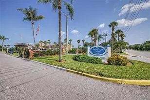 144 Boca Ciega Point Blvd N, Saint Petersburg, FL 33708 - Photo 32