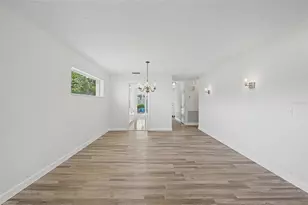144 Boca Ciega Point Blvd N, Saint Petersburg, FL 33708 - Photo 16