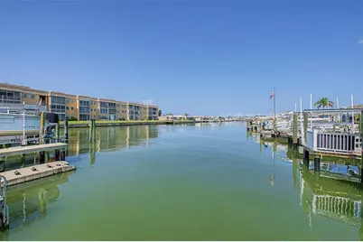 144 Boca Ciega Point Boulevard N, Saint Petersburg, FL 33708 - Photo 38