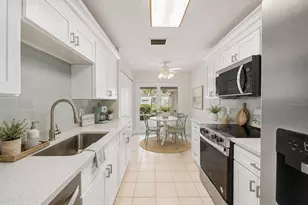 144 Boca Ciega Point Blvd N, Saint Petersburg, FL 33708 - Photo 4