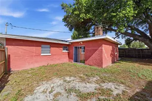 7102 Dellwood Dr, Tampa, FL 33619 - Photo 12