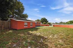 7102 Dellwood Dr, Tampa, FL 33619 - Photo 30