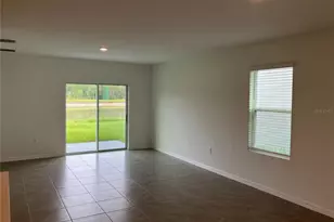 35694 Kinsey Pt, Zephyrhills, FL 33541 - Photo 6