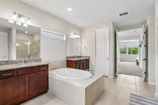 11032 Sundrift Dr, Tampa, FL 33647 - Photo 22