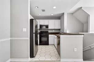 105 Bradford Beach Ct, Tampa, FL 33609 - Photo 14