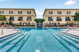 105 Bradford Beach Ct, Tampa, FL 33609 - Photo 2