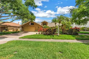 12399 Oaks Ln, Seminole, FL 33772 - Photo 6