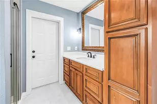 12399 Oaks Ln, Seminole, FL 33772 - Photo 26