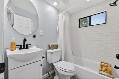 4750 39th Avenue N, Saint Petersburg, FL 33714 - Photo 16