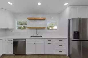 710 31st Ave N, Saint Petersburg, FL 33704 - Photo 14