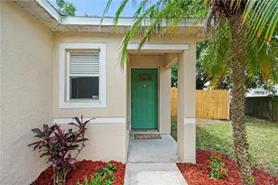 11917 Mango Groves Blvd, Seffner, FL 33584 - Photo 6
