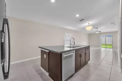 12011 Miracle Mile Drive, Riverview, FL 33578 - Photo 4
