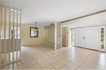 10309 Reclinata Lane, Tampa, FL 33618 - Photo 18