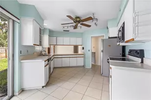 10309 Reclinata Ln, Tampa, FL 33618 - Photo 26