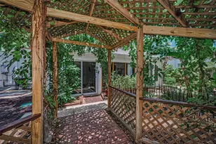 720 Bruce Ave, Clearwater Beach, FL 33767 - Photo 44