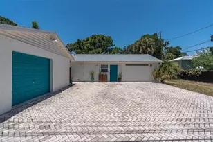 6921 Mango Ave S, Saint Petersburg, FL 33707 - Photo 66