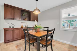 6921 Mango Ave S, Saint Petersburg, FL 33707 - Photo 12