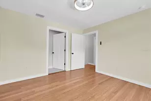 6921 Mango Ave S, Saint Petersburg, FL 33707 - Photo 42