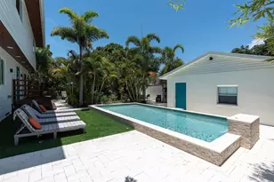 6921 Mango Ave S, Saint Petersburg, FL 33707 - Photo 60
