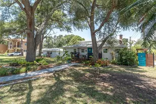 6921 Mango Ave S, Saint Petersburg, FL 33707 - Photo 90