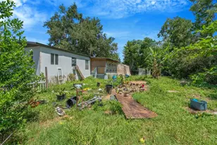35913 Valleybrook Ave, Zephyrhills, FL 33541 - Photo 2