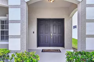 8821 N River Rd, Tampa, FL 33635 - Photo 4