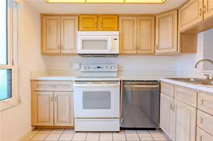 2616 Cove Cay Dr, Clearwater, FL 33760 - Photo 2