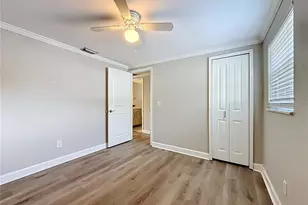 1090 16th Ave SW, Largo, FL 33770 - Photo 42