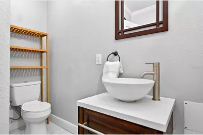 1610 E Paris Street, Tampa, FL 33610 - Photo 28