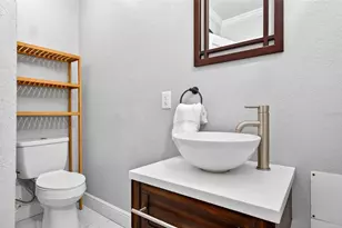 1610 E Paris St, Tampa, FL 33610 - Photo 28