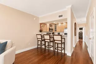 320 Island Way, Clearwater Beach, FL 33767 - Photo 8