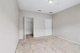 2460 Grand Central Pkwy, Orlando, FL 32839 - Photo 20