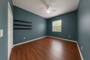 7539 Tamarind Ave, Tampa, FL 33625 - Photo 18