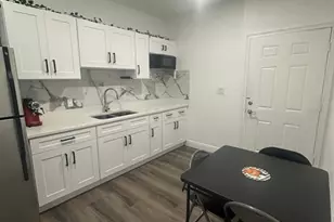 12909 4 Oaks Rd, Tampa, FL 33624 - Photo 24