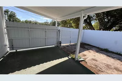 12909 Four Oaks Road, Tampa, FL 33624 - Photo 8