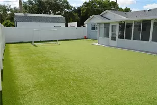 8201 Donaldson Dr, Tampa, FL 33615 - Photo 16