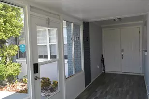 8201 Donaldson Dr, Tampa, FL 33615 - Photo 4
