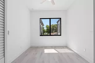 7015 N Central Ave, Tampa, FL 33604 - Photo 18