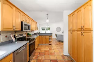 2908 W Ballast Point Blvd, Tampa, FL 33611 - Photo 14