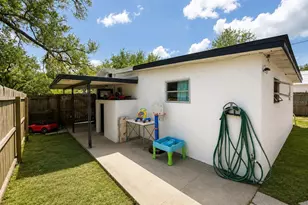 524 4th Ave NE, Largo, FL 33770 - Photo 2