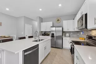416 Mangrove Shade Cir, Apollo Beach, FL 33572 - Photo 6