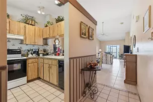 561 Laguna Vista Ct, Largo, FL 33771 - Photo 4