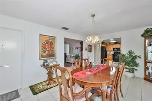 684 Allegheny Dr, Sun City Center, FL 33573 - Photo 12