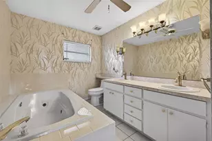3911 16th Ave N, Saint Petersburg, FL 33713 - Photo 14