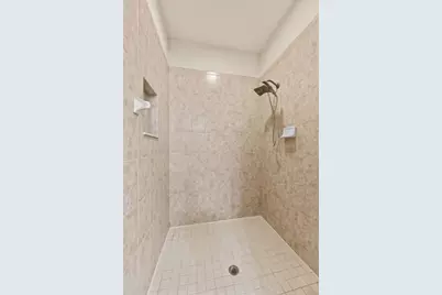 10285 Villa Palazzo Court, Tampa, FL 33615 - Photo 20