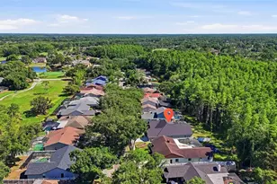 16604 E Course Dr, Tampa, FL 33624 - Photo 4