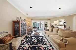 16604 E Course Dr, Tampa, FL 33624 - Photo 8