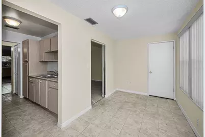 5750 80th Street N #D101, Saint Petersburg, FL 33709 - Photo 12