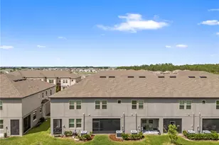 31940 Blue Passing Loop, Wesley Chapel, FL 33545 - Photo 42